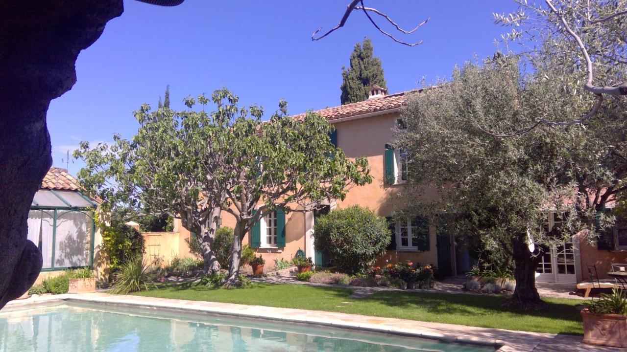 Sous Le Figuier... Apartment Buisson Exterior foto