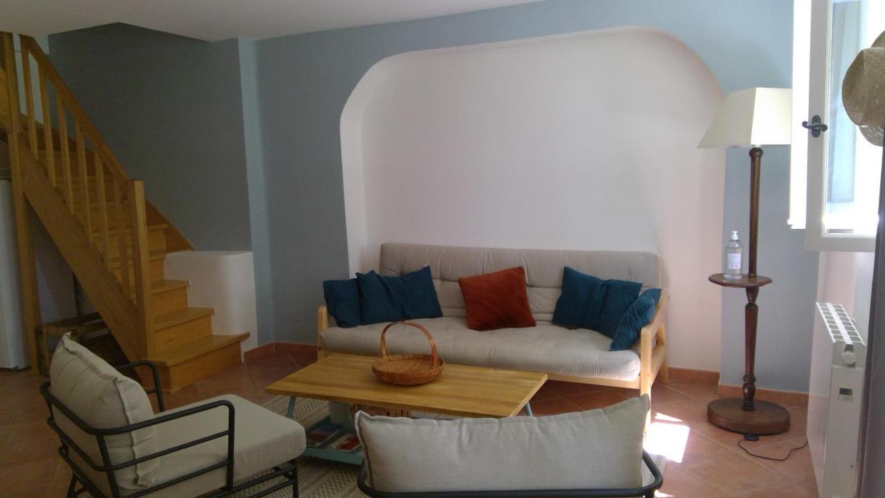 Sous Le Figuier... Apartment Buisson Exterior foto